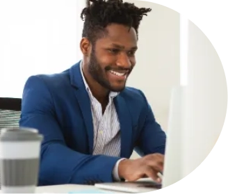 Vamos te ajudar a entender o que é uma cadeira boa para a coluna. Assim você escolhe a sua e pode trabalhar com mais ergonomia e conforto. Cadeira realmente boa para coluna é aquela que é completamente ajustável, para se adaptar às formas naturais do seu corpo.